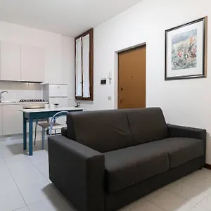 Italianway - Cesare Da Sesto 20 B , Milano Italia